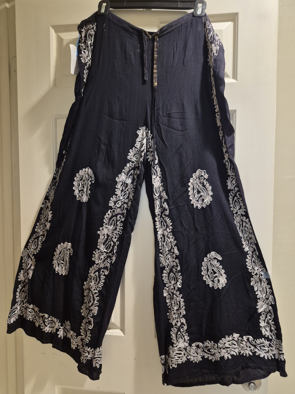Bohemian Wide-Leg Navy Pants with White Paisley Print